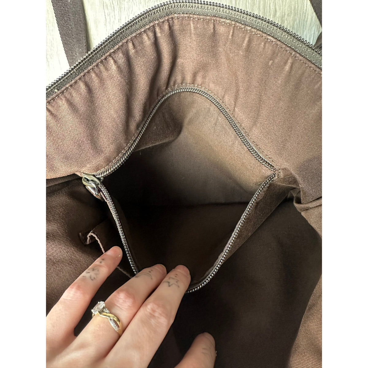 Gucci Sac bandoulière en toile Marron Largeur 28 cm, Hauteur 24 cm, Profondeur 3 cm