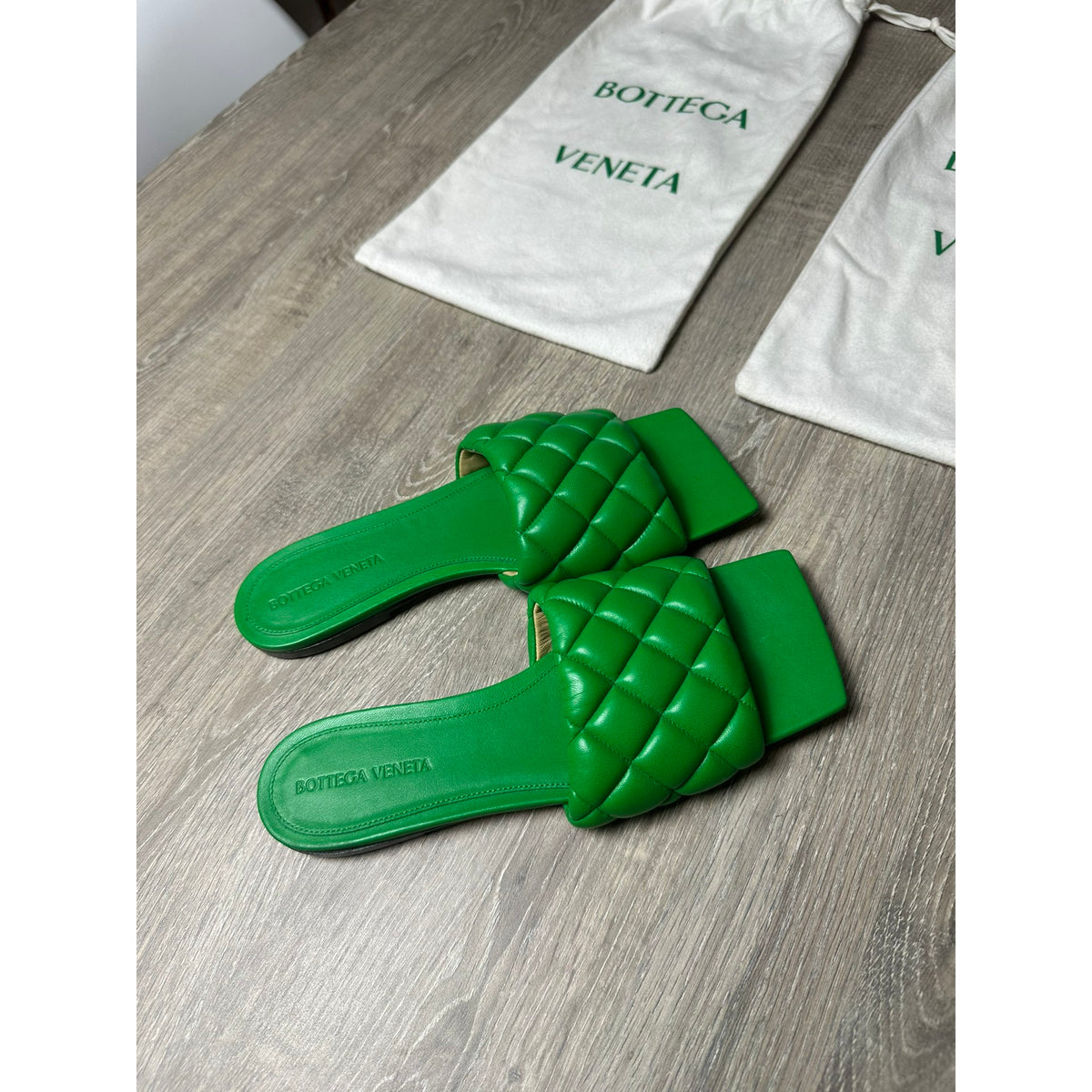 Bottega Veneta Sandales en cuir Bloc Vert 37