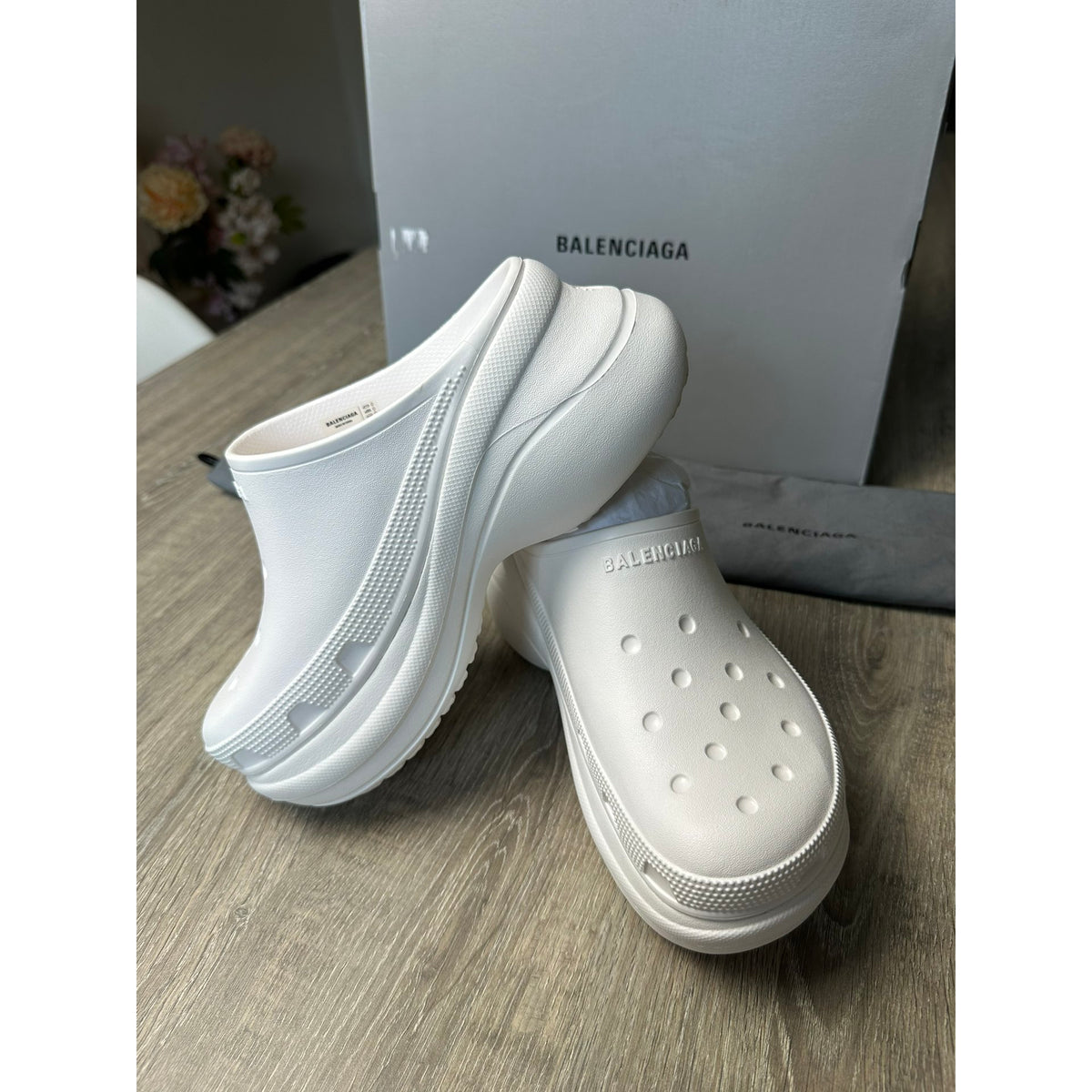 Balenciaga Mules Blanc 37