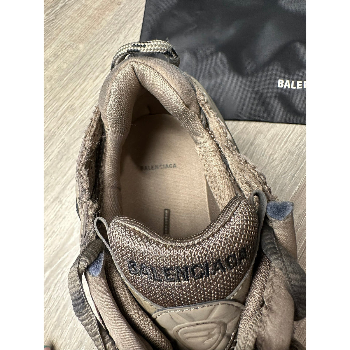 Balenciaga Baskets en cuir Runner Marron 45
