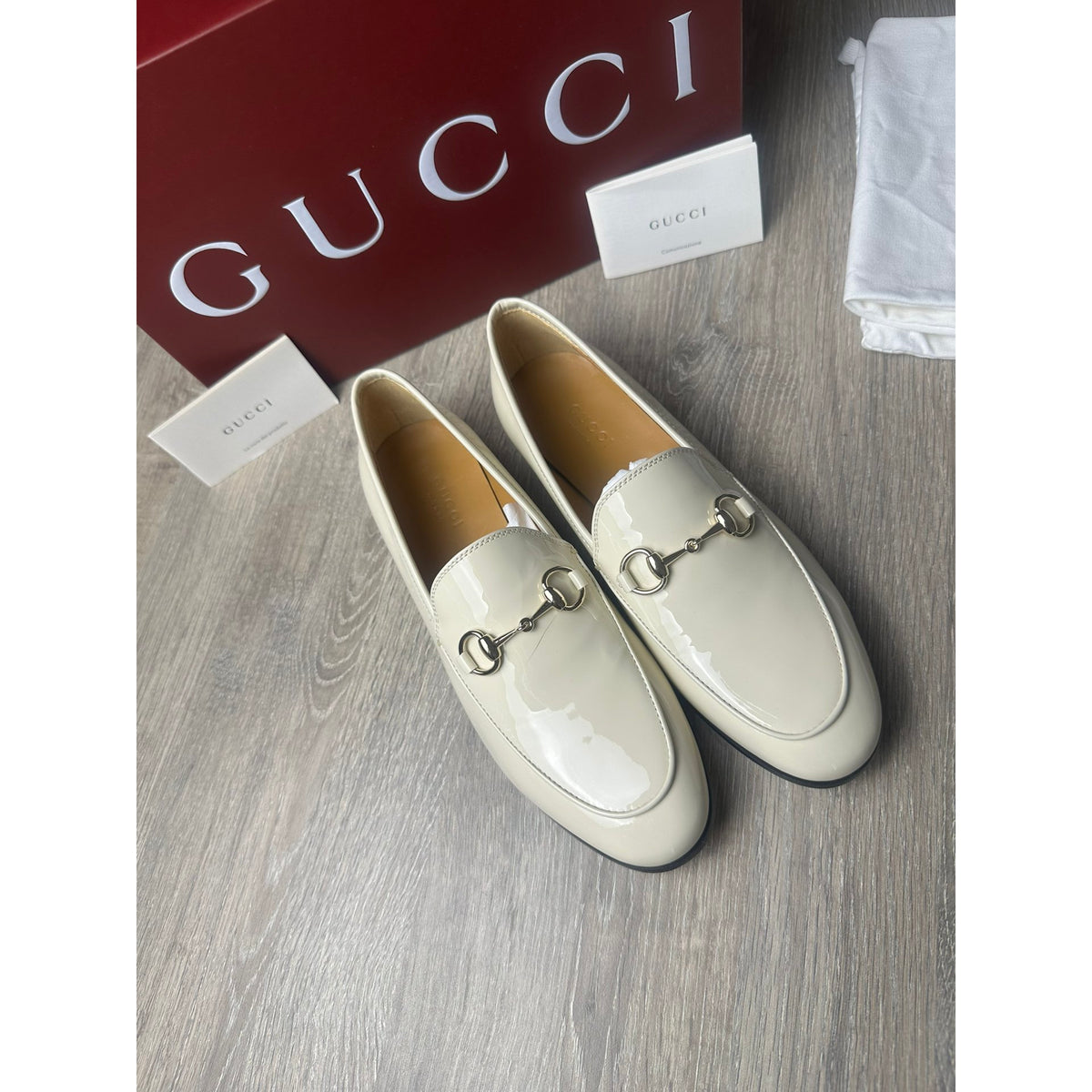 Gucci Mocassins en cuir verni Jordaan Blanc 36.5