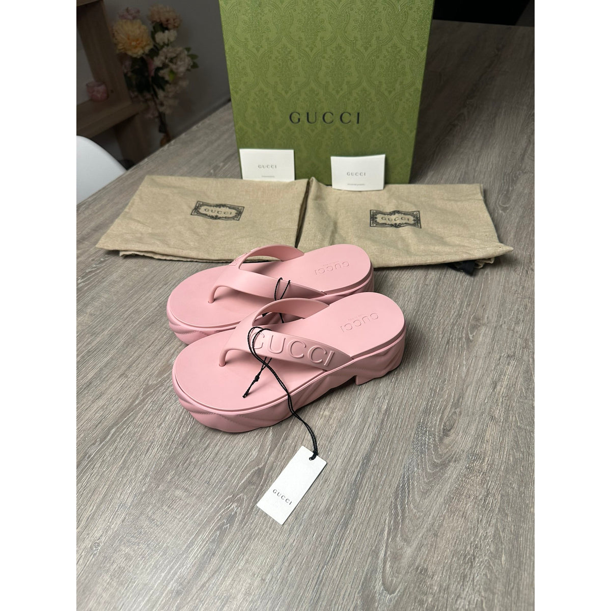 Gucci Tongs Rose 36