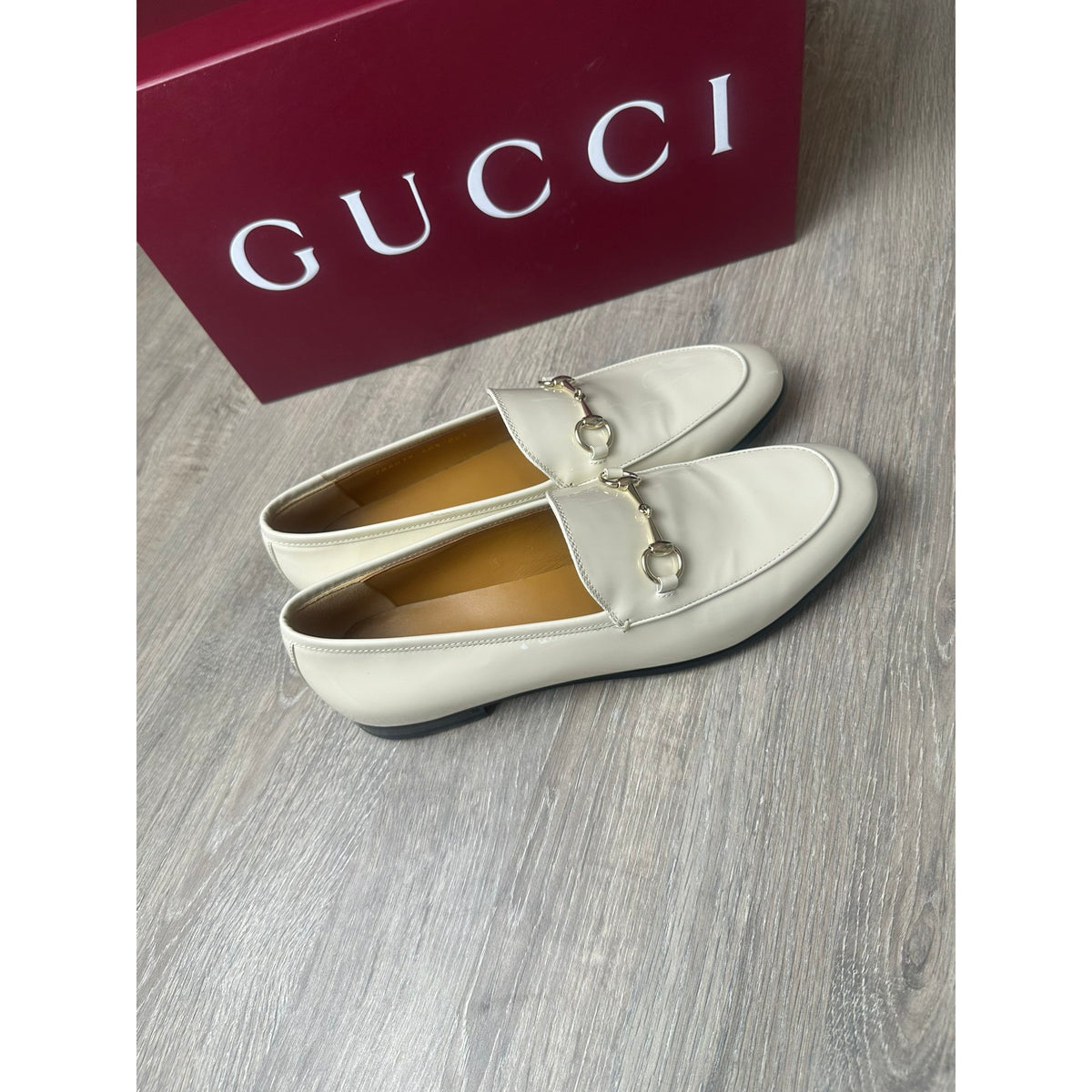 Gucci Mocassins en cuir verni Jordaan Blanc 40.5