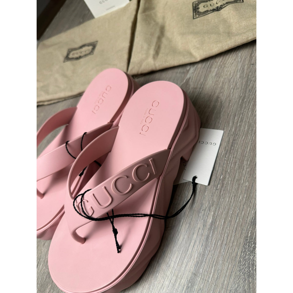 Gucci Tongs Rose 36