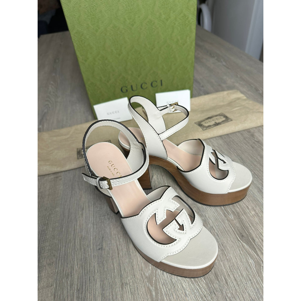 Gucci Escarpins en cuir Blanc 37