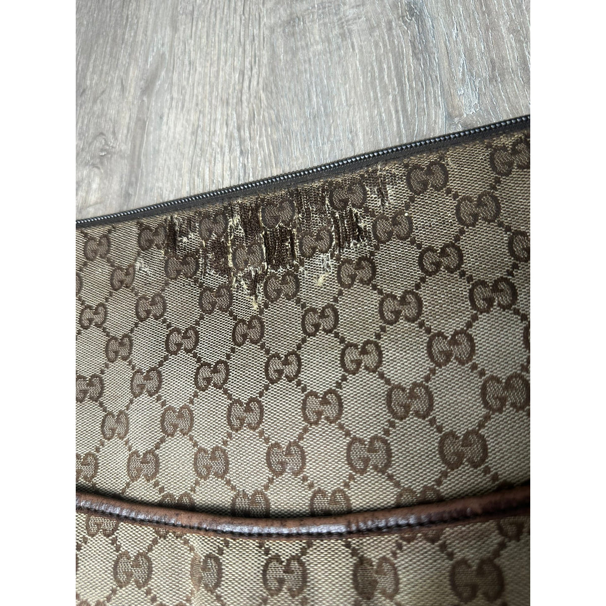 Gucci Sac bandoulière en toile Marron Largeur 28 cm, Hauteur 24 cm, Profondeur 3 cm