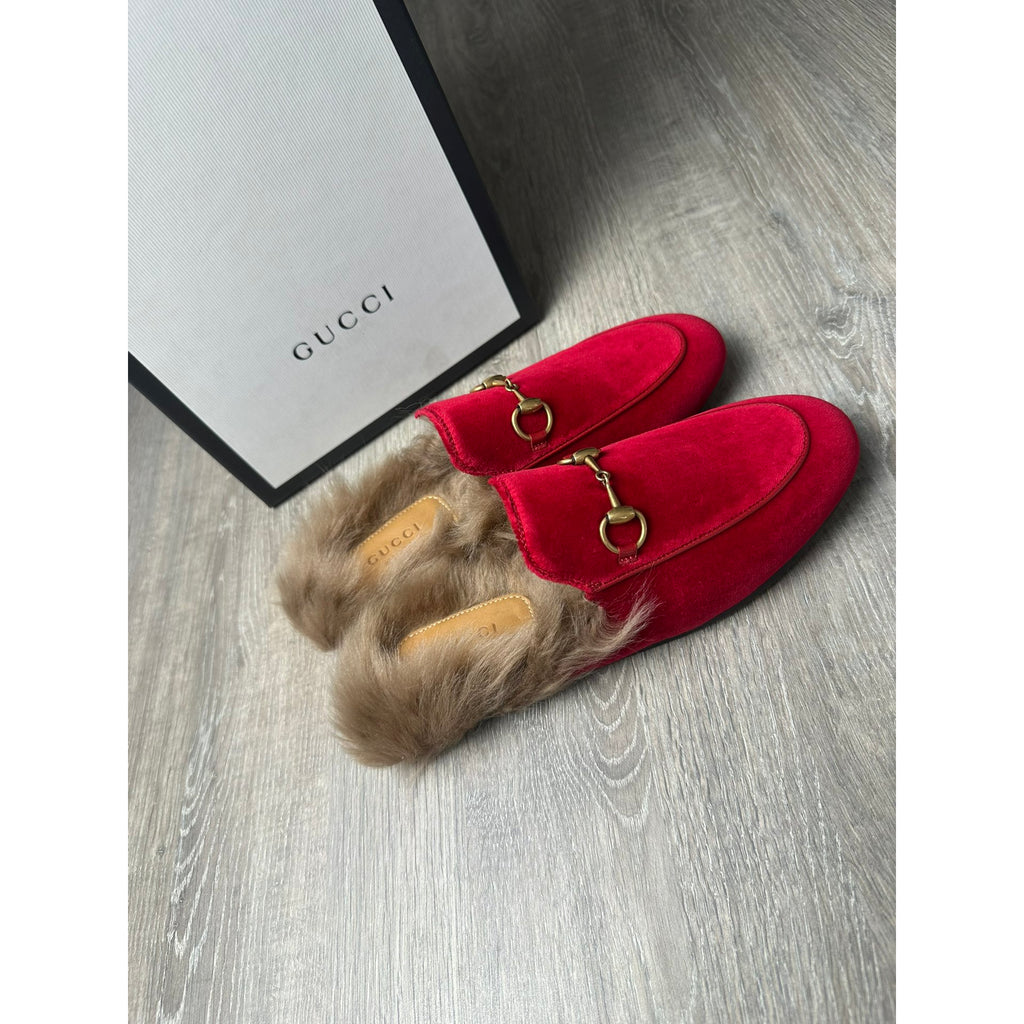 Gucci Mocassins en velours Princetown Rouge 36