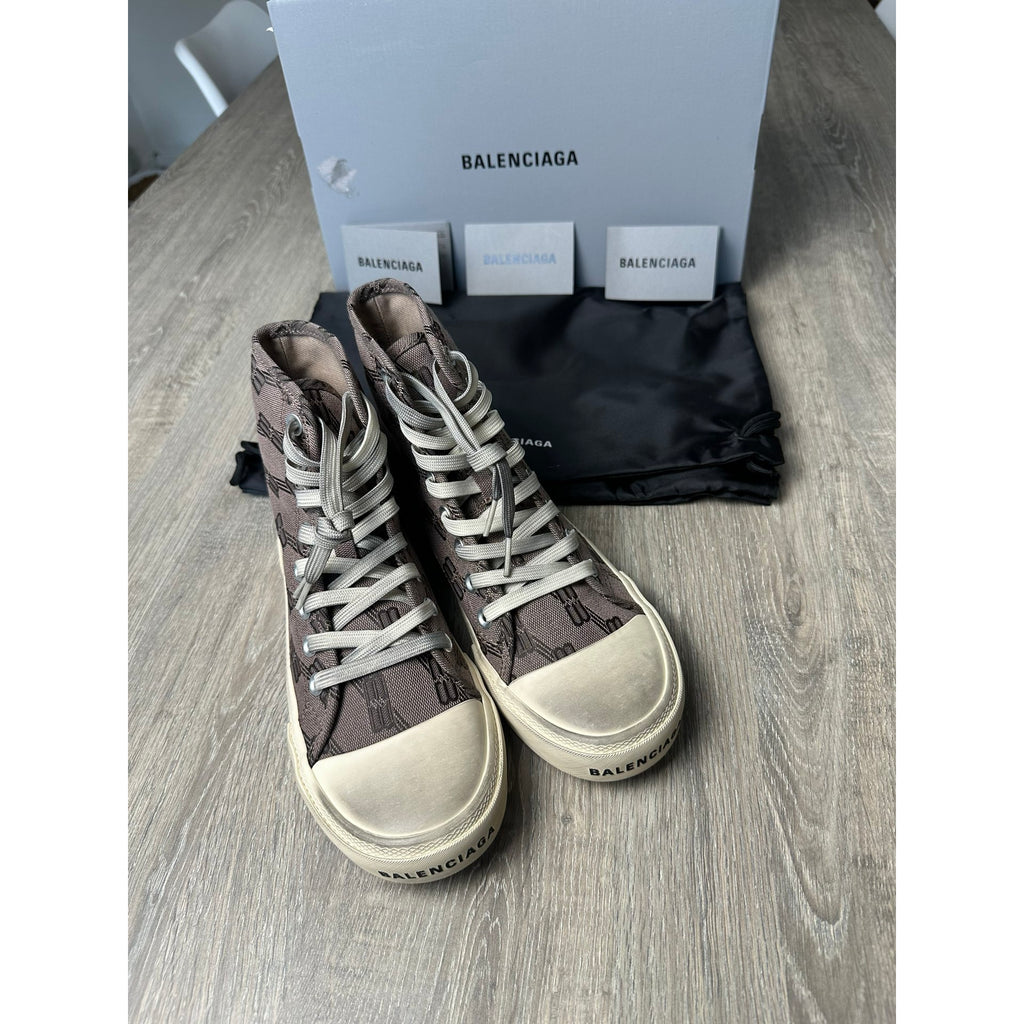 Balenciaga Baskets en toile Marron 38