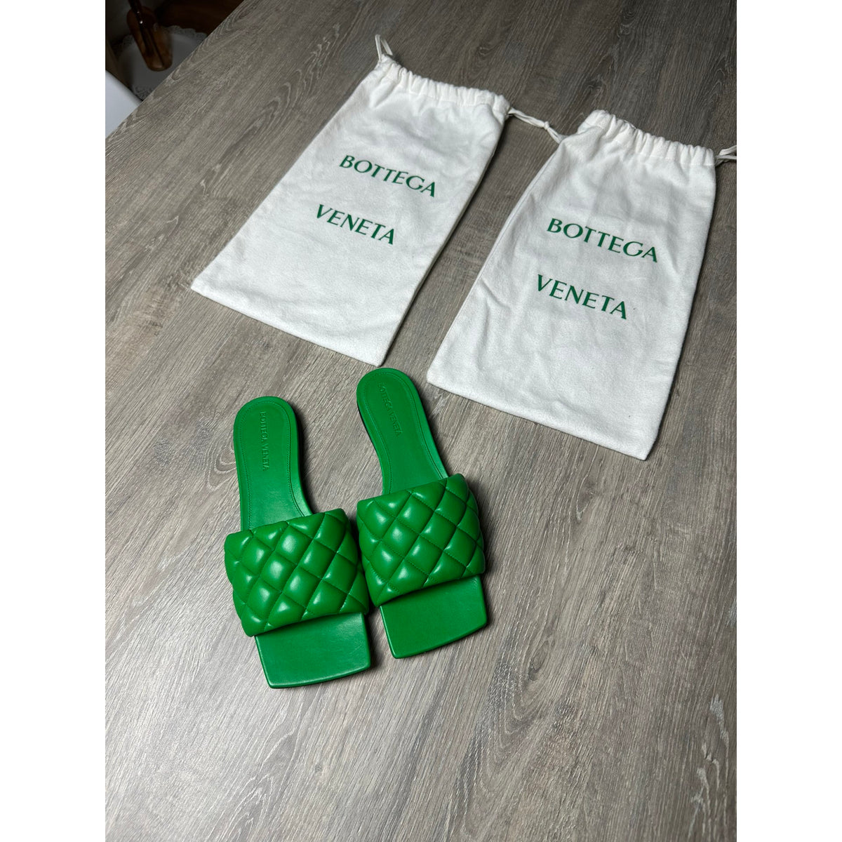 Bottega Veneta Sandales en cuir Bloc Vert 37