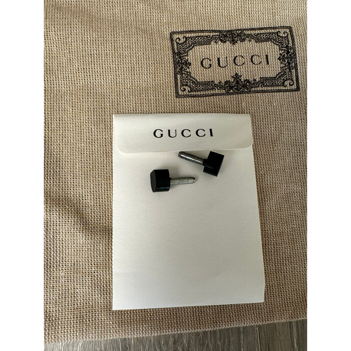 Gucci Escarpins en cuir verni Jaune 37.5