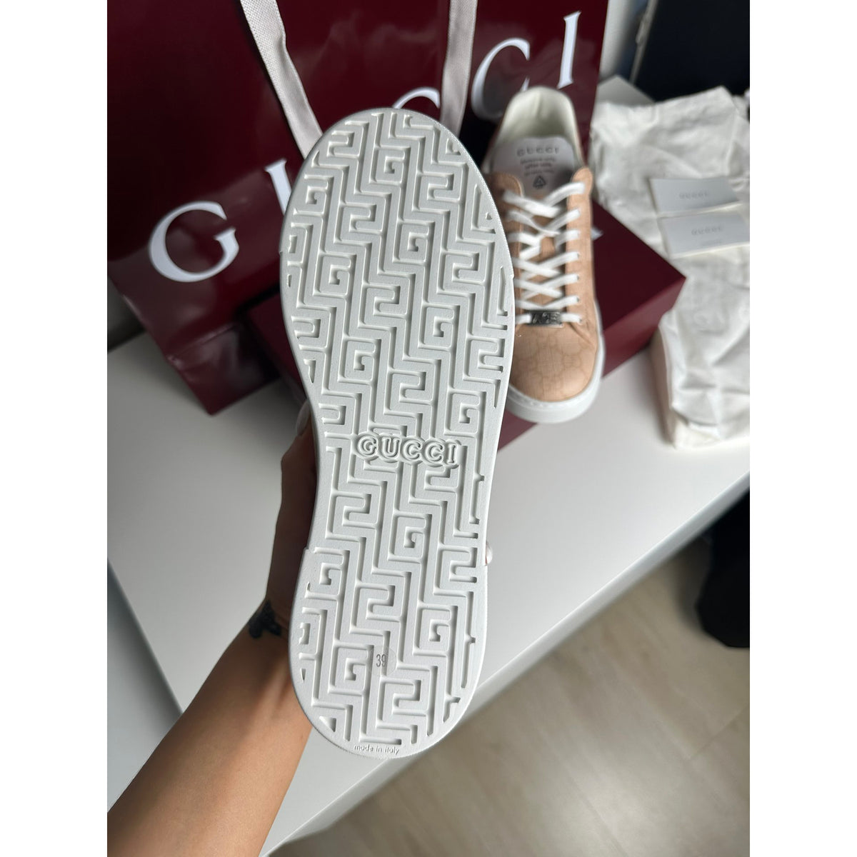 Gucci Baskets en cuir Ace Rose 39