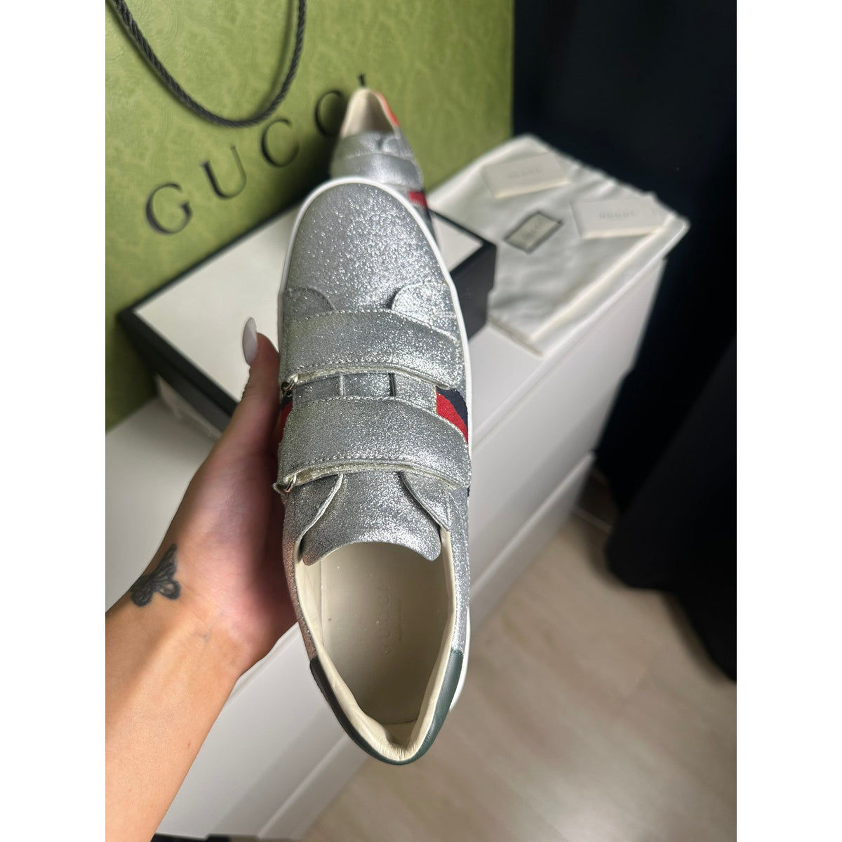 Gucci Baskets en cuir Ace Argenté 36