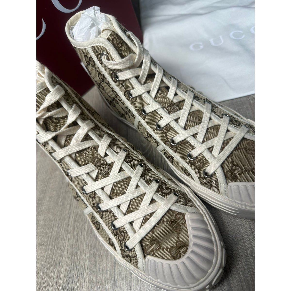 Gucci Baskets montantes en toile Marron 7.5