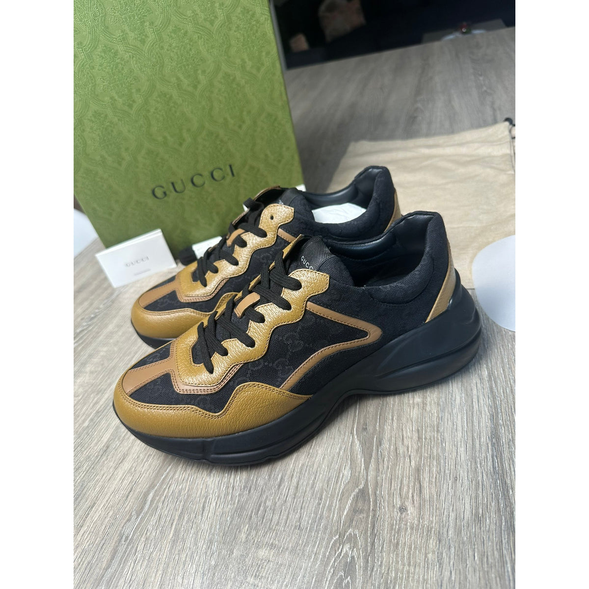 Gucci Baskets en cuir Rhyton Marron 9.5