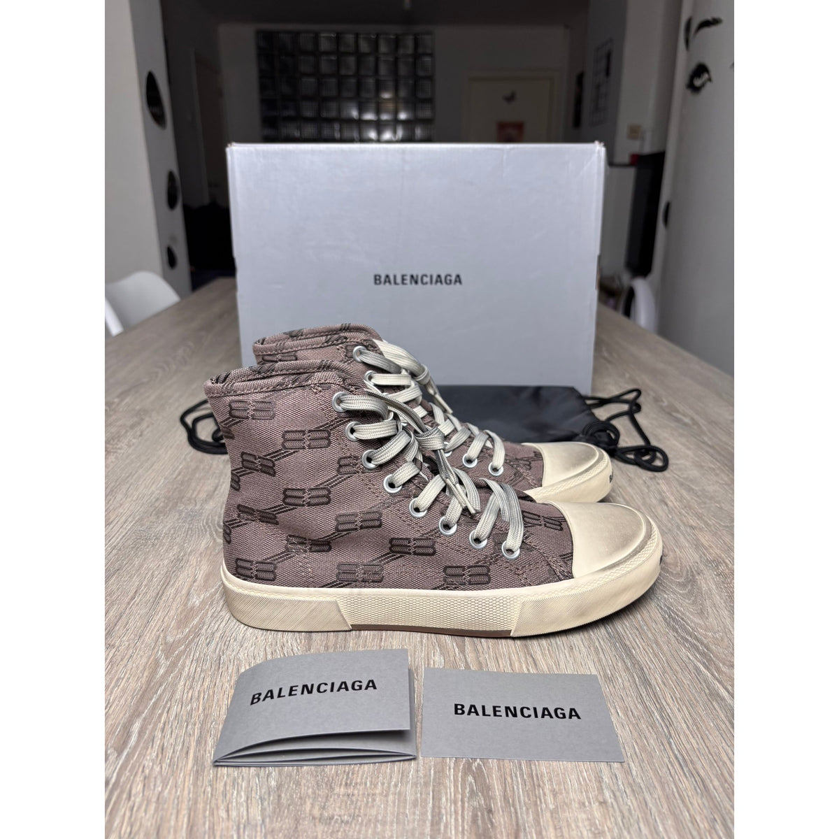 Balenciaga Baskets en toile Paris Marron 38