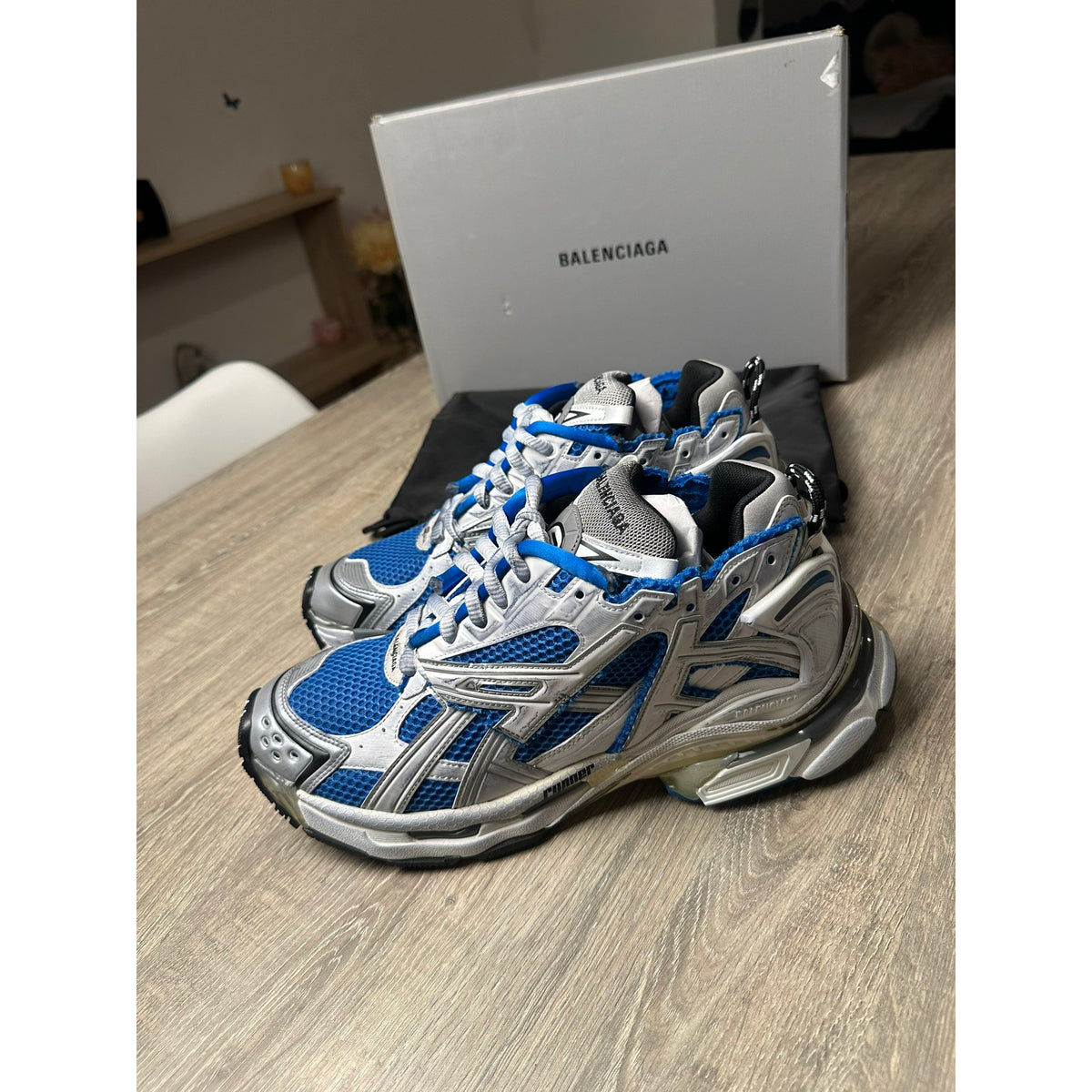 Balenciaga Baskets en cuir Runner Bleu 44
