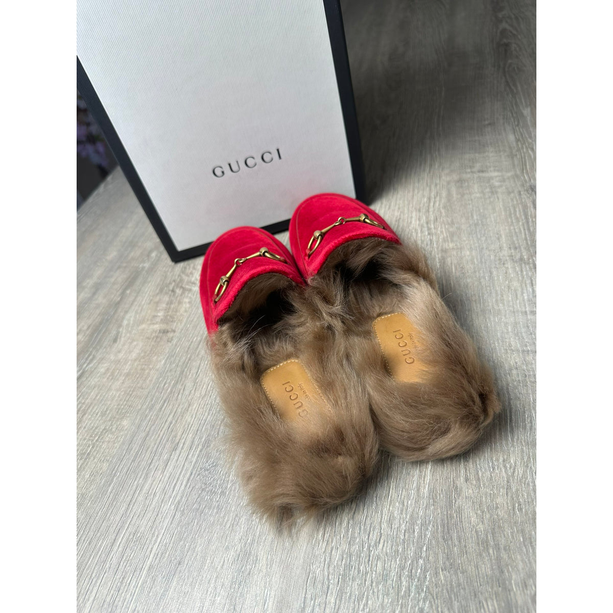 Gucci Mocassins en velours Princetown Rouge 36