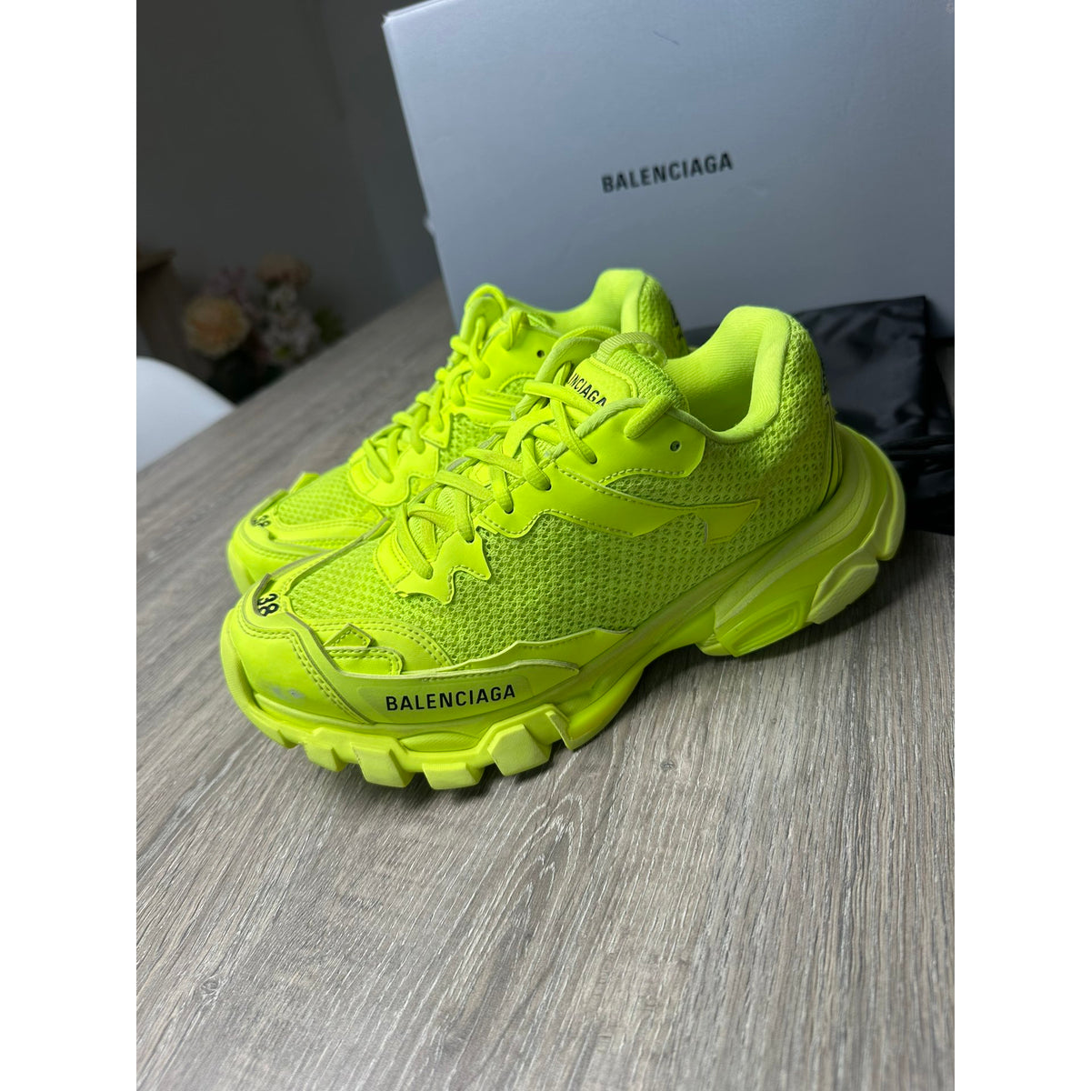 Balenciaga Baskets en cuir Track Jaune 38