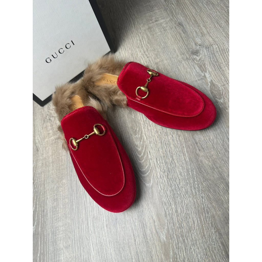 Gucci Mocassins en velours Princetown Rouge 36