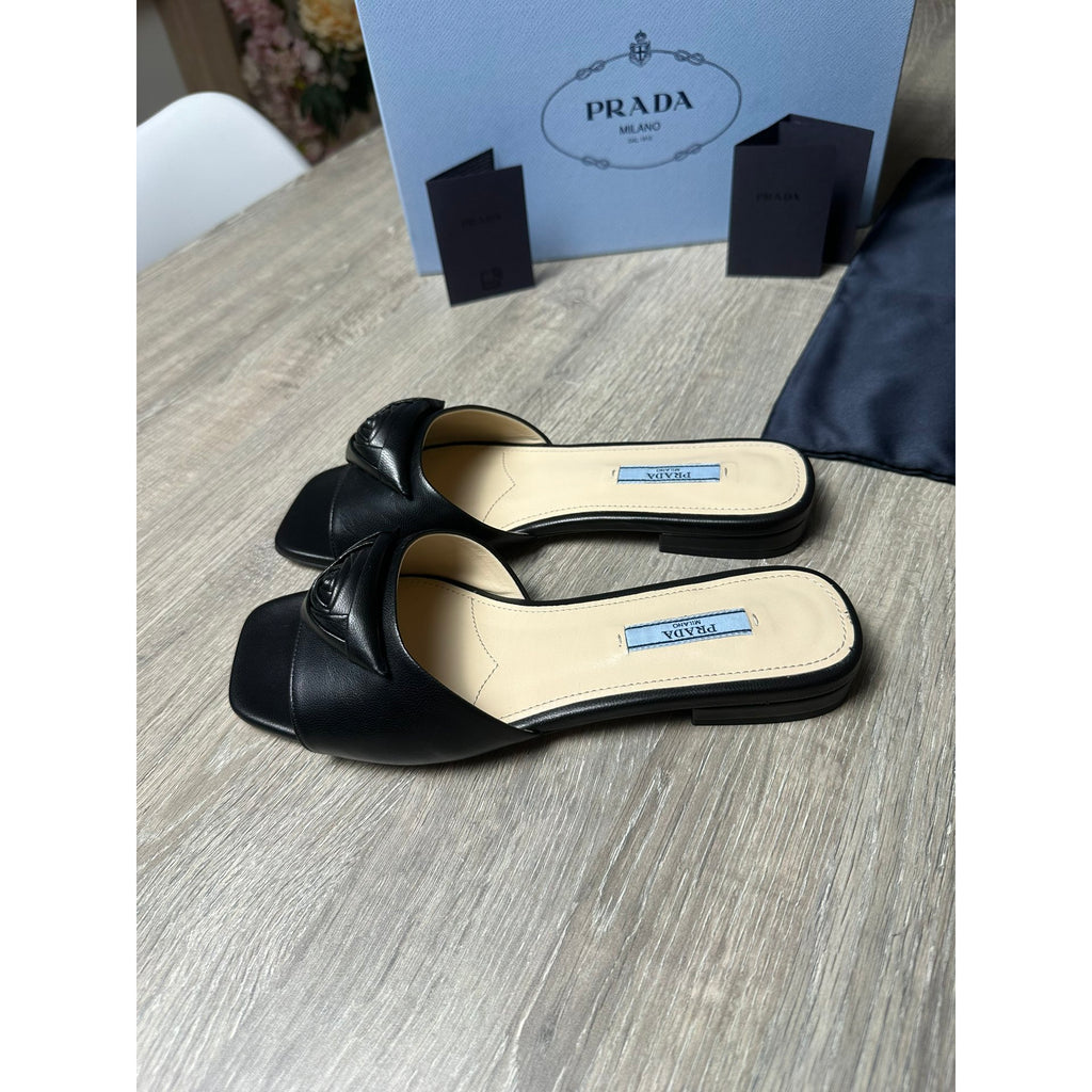 Prada Sandales en cuir Noir 37.5