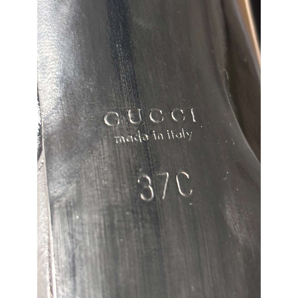 Gucci Escarpins en cuir verni Gucci Signoria Noir 37