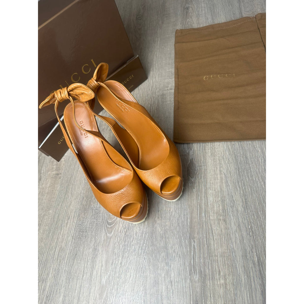 Gucci Escarpins en cuir Marron 37.5