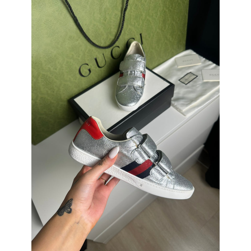 Gucci Baskets en cuir Ace Argenté 36