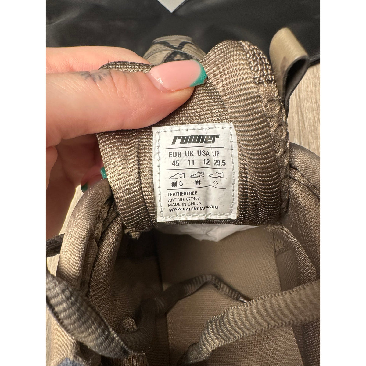 Balenciaga Baskets en cuir Runner Marron 45