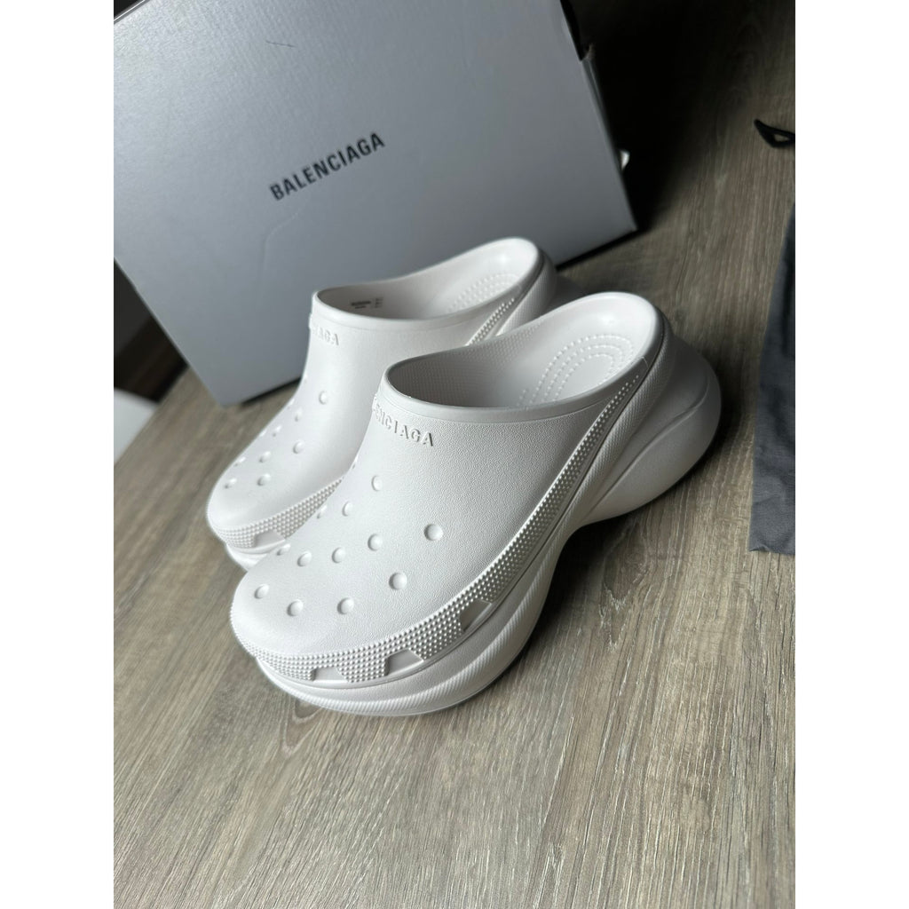 Balenciaga Sabots Beige 37