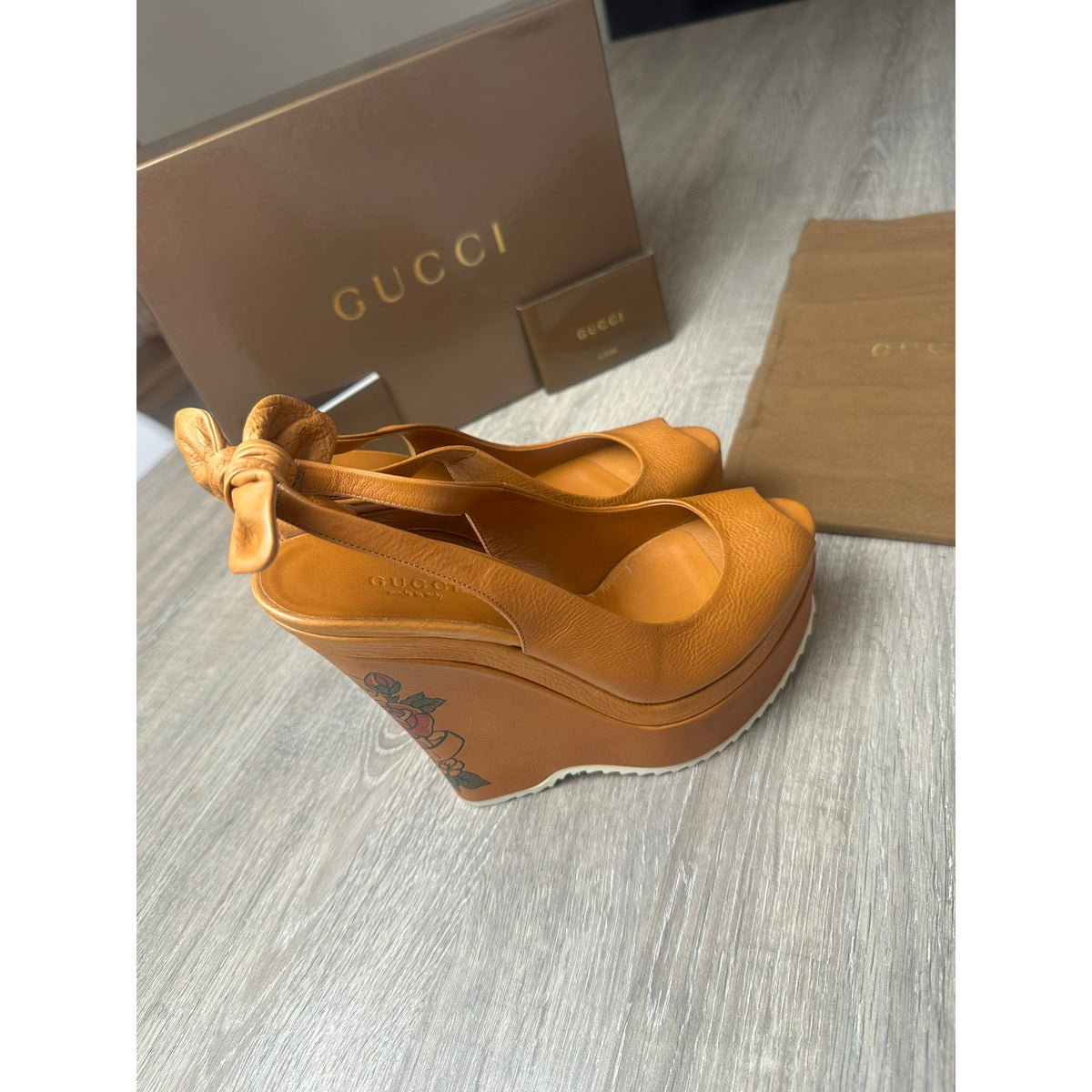 Gucci Escarpins en cuir Marron 37.5