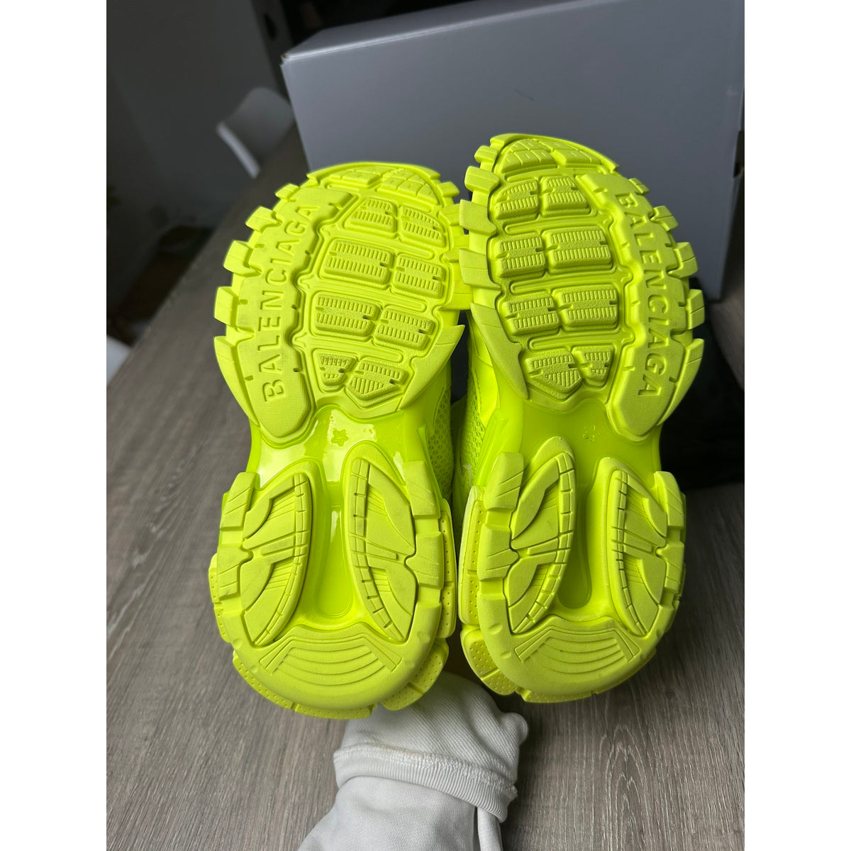 Balenciaga Baskets en cuir Track Jaune 38