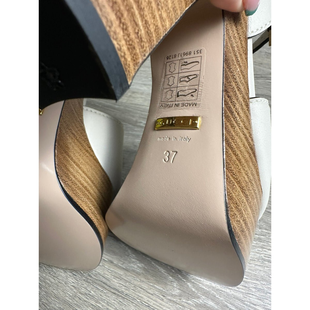Gucci Escarpins en cuir Blanc 37