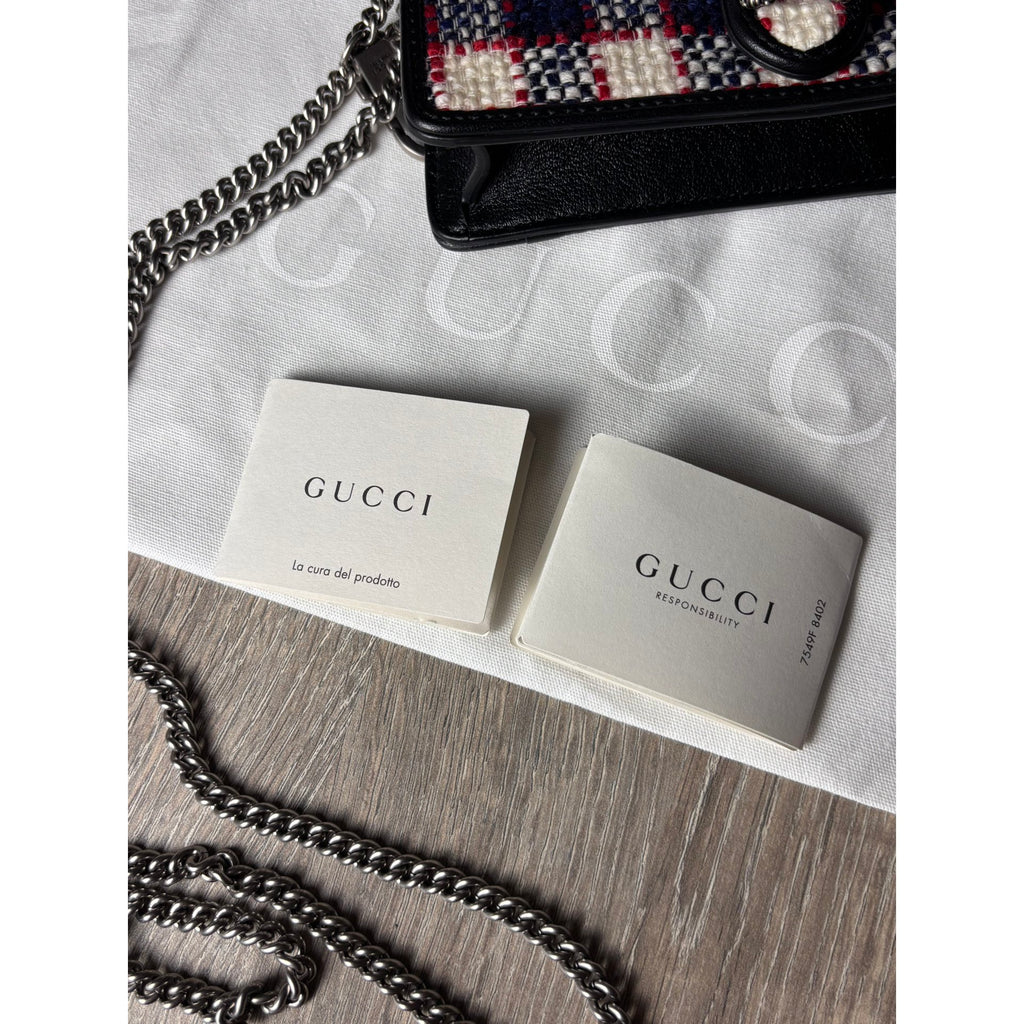 Gucci Sac bandoulière en cuir Dionysus Super Mini Bleu Largeur 16.5 cm, Hauteur 10 cm, Profondeur 4 cm