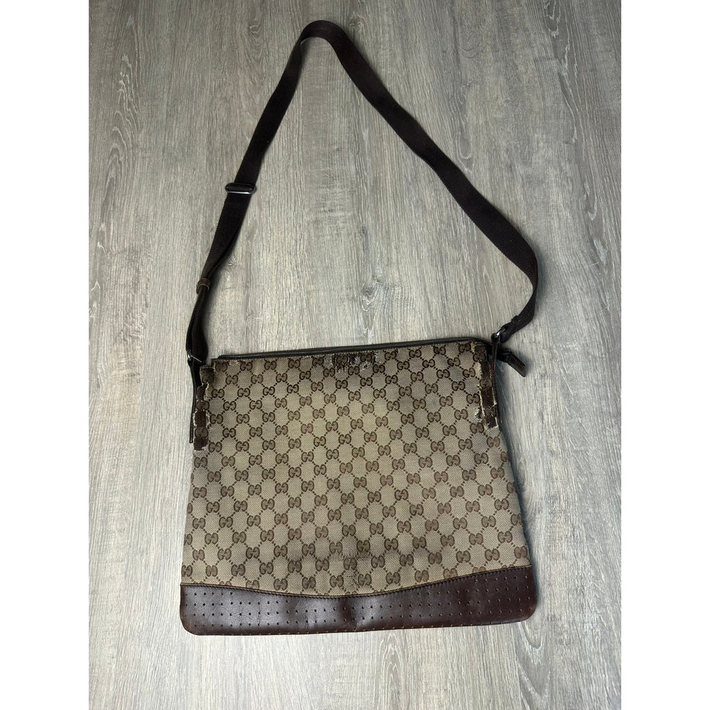 Gucci Sac bandoulière en toile Marron Largeur 28 cm, Hauteur 24 cm, Profondeur 3 cm
