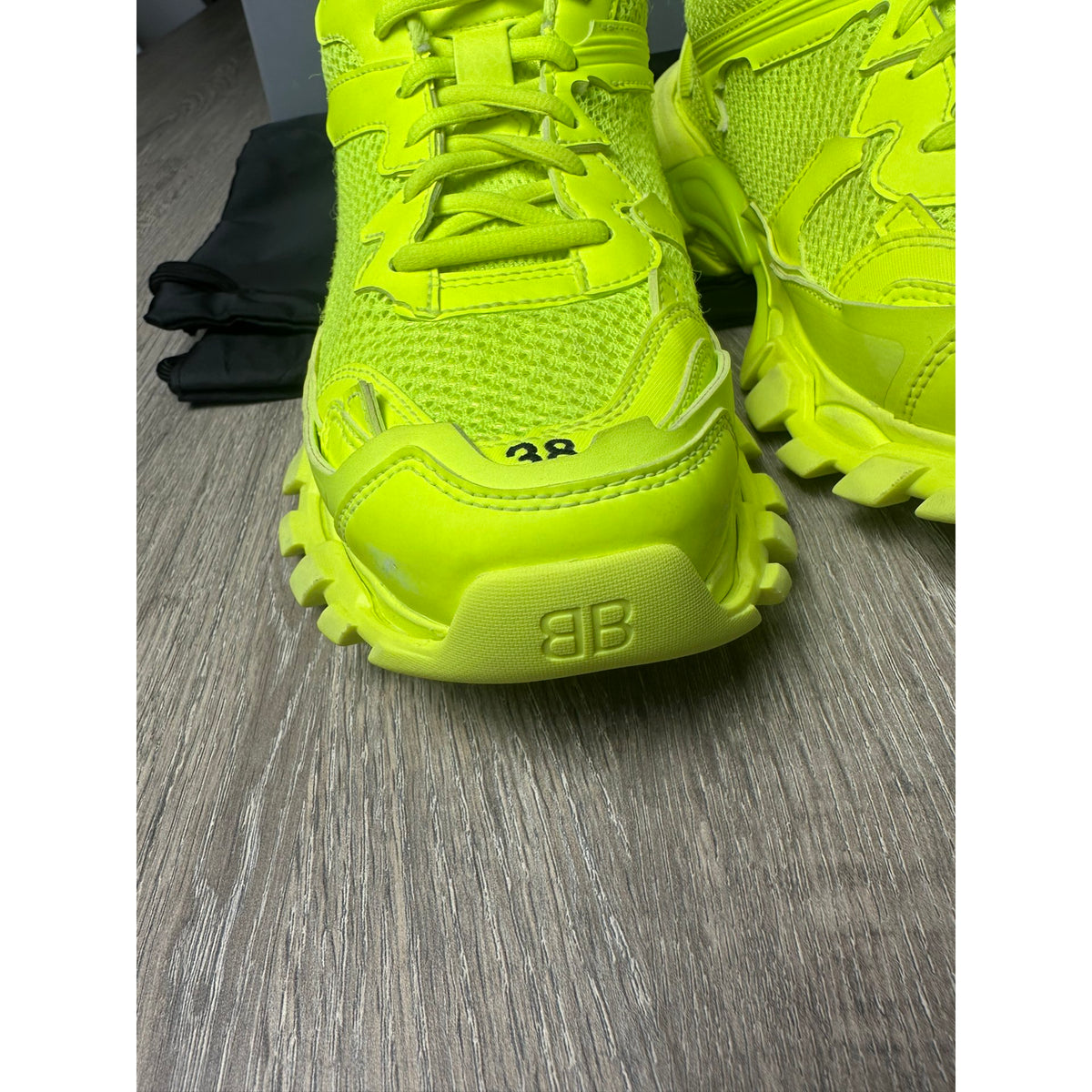 Balenciaga Baskets en cuir Track Jaune 38