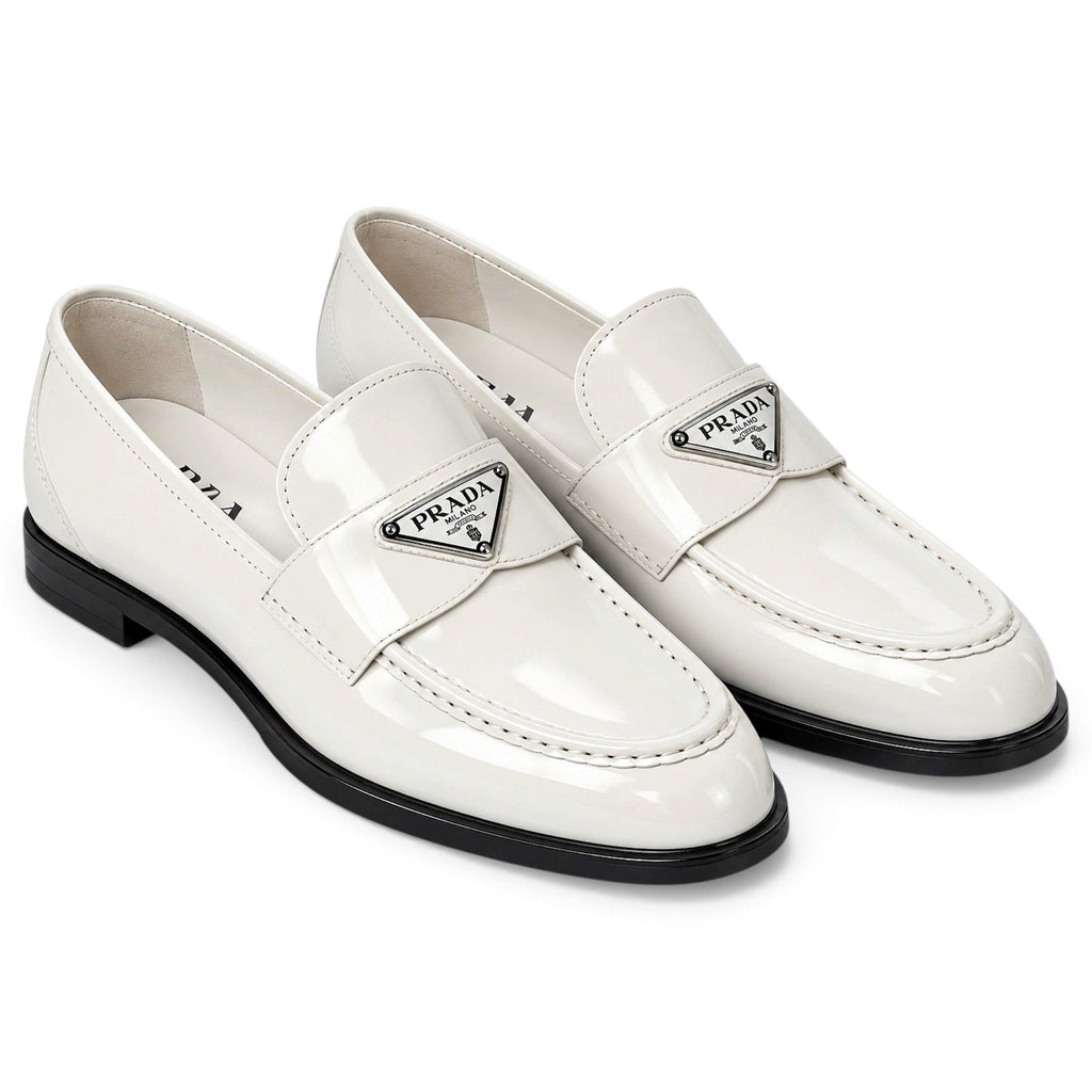 Prada Mocassins en cuir verni chocolate Blanc 38.5