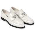 Prada Mocassins en cuir verni chocolate Blanc 38.5