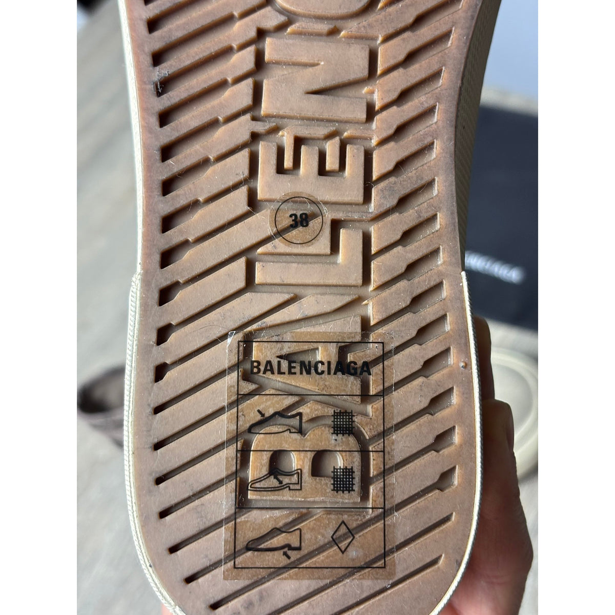 Balenciaga Baskets en toile Paris Marron 38