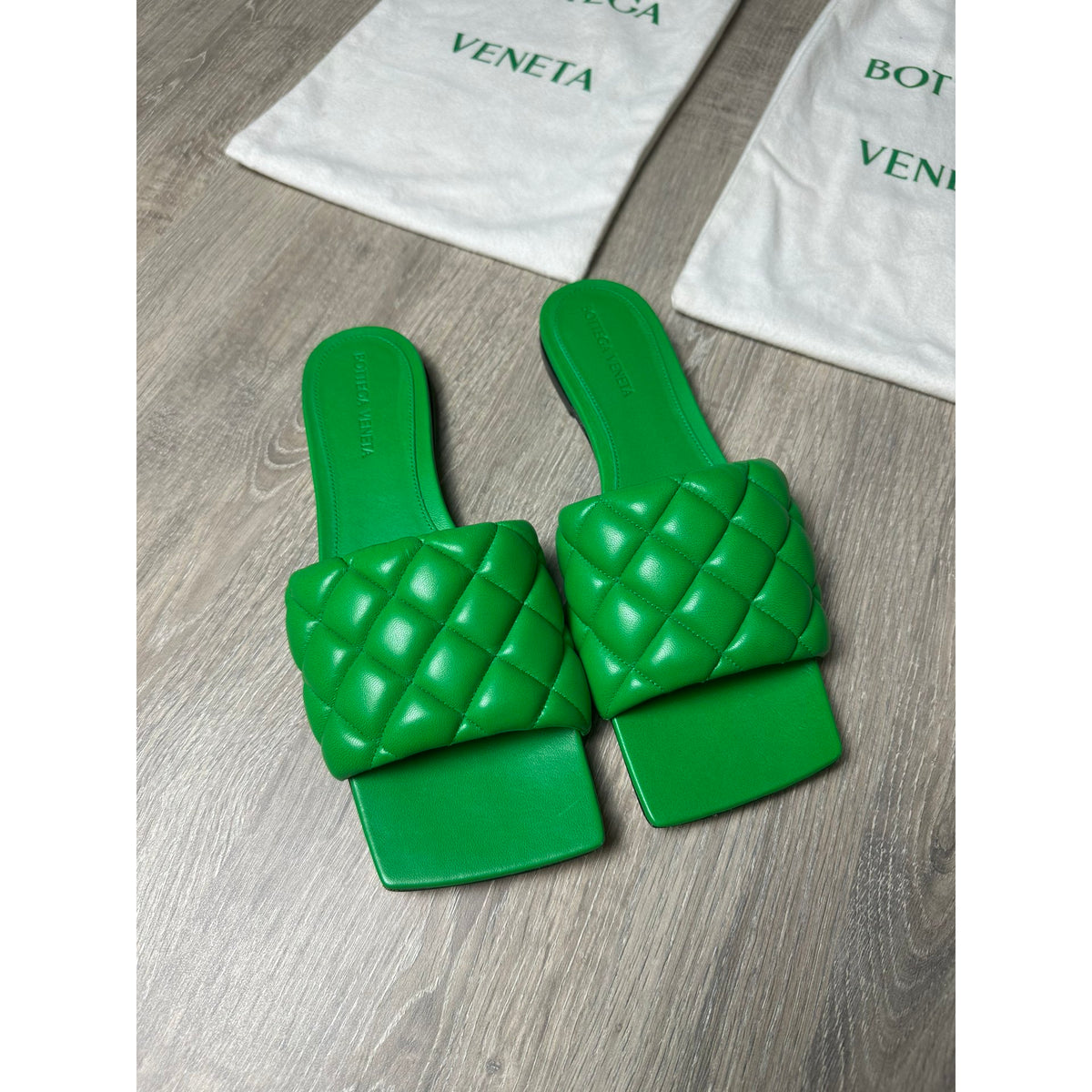 Bottega Veneta Sandales en cuir Bloc Vert 37