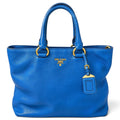 Prada Sac à main en cuir Light Frame Bleu Largeur 36 cm, Hauteur 34 cm, Profondeur 12,5 cm