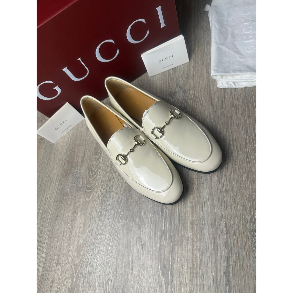 Gucci Mocassins en cuir verni Jordaan Blanc 36.5