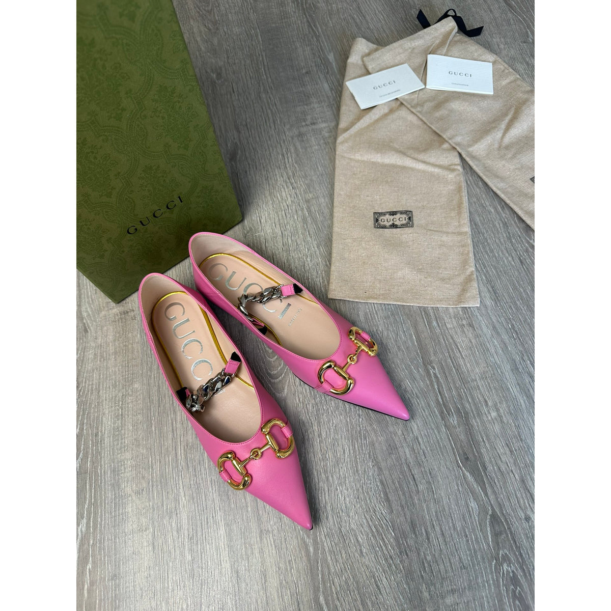 Gucci Sandales en cuir Rose 36.5