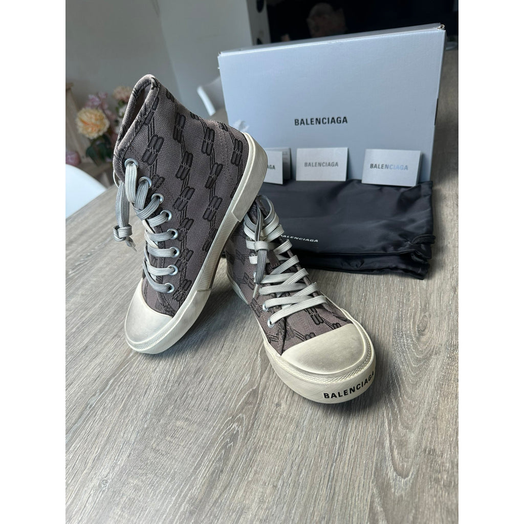 Balenciaga Baskets en toile Marron 38