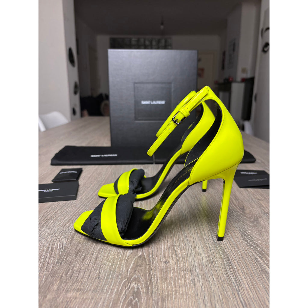 Saint Laurent Escarpins en cuir verni Jaune 37