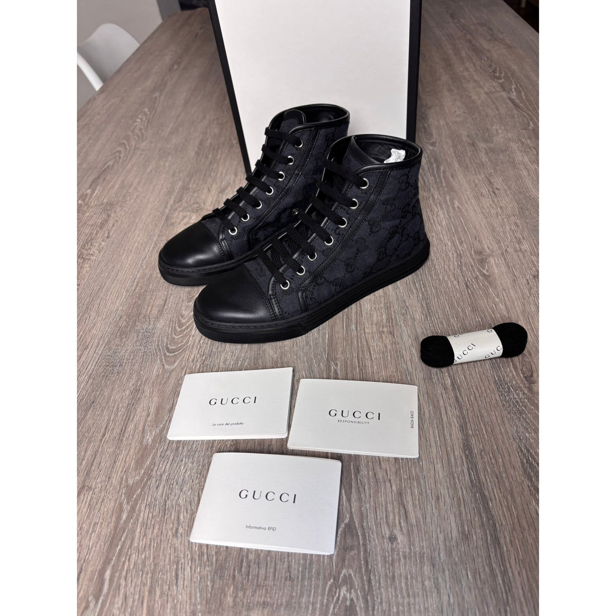 Gucci Baskets en toile Noir 35.5