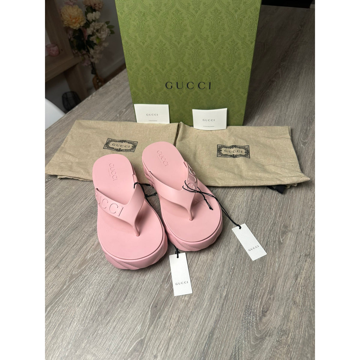 Gucci Tongs Rose 36