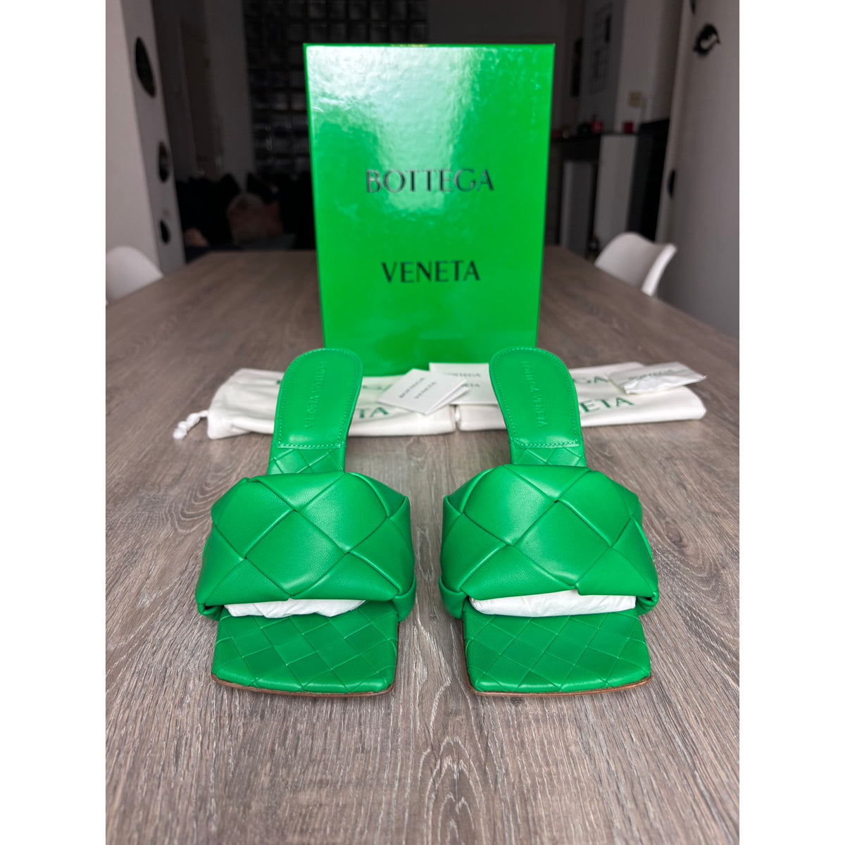 Bottega Veneta Sandales en cuir Lido Vert 37