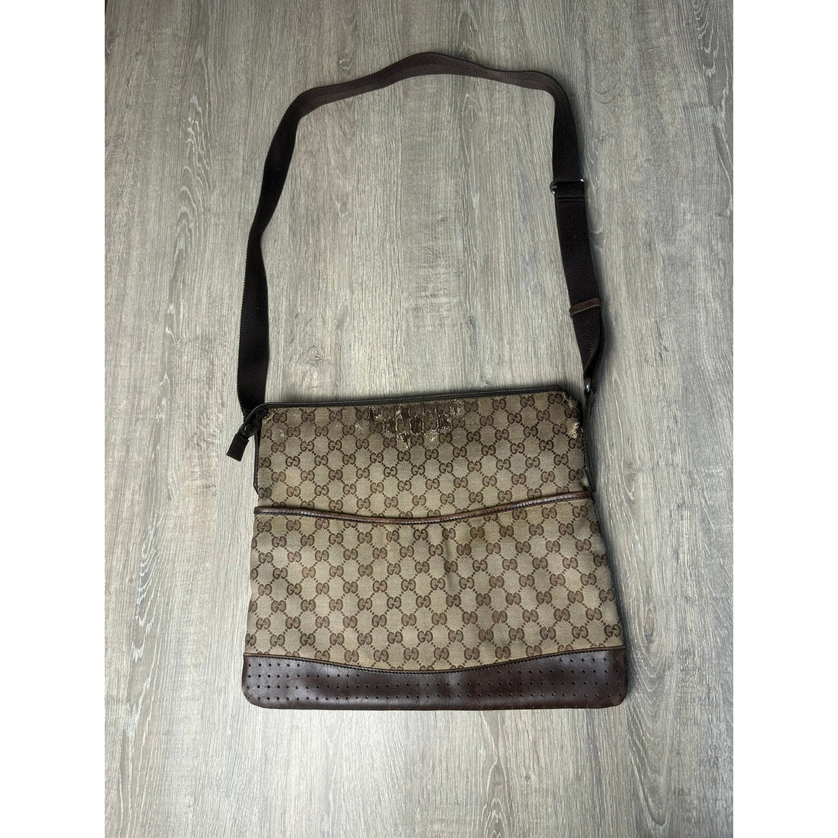 Gucci Sac bandoulière en toile Marron Largeur 28 cm, Hauteur 24 cm, Profondeur 3 cm