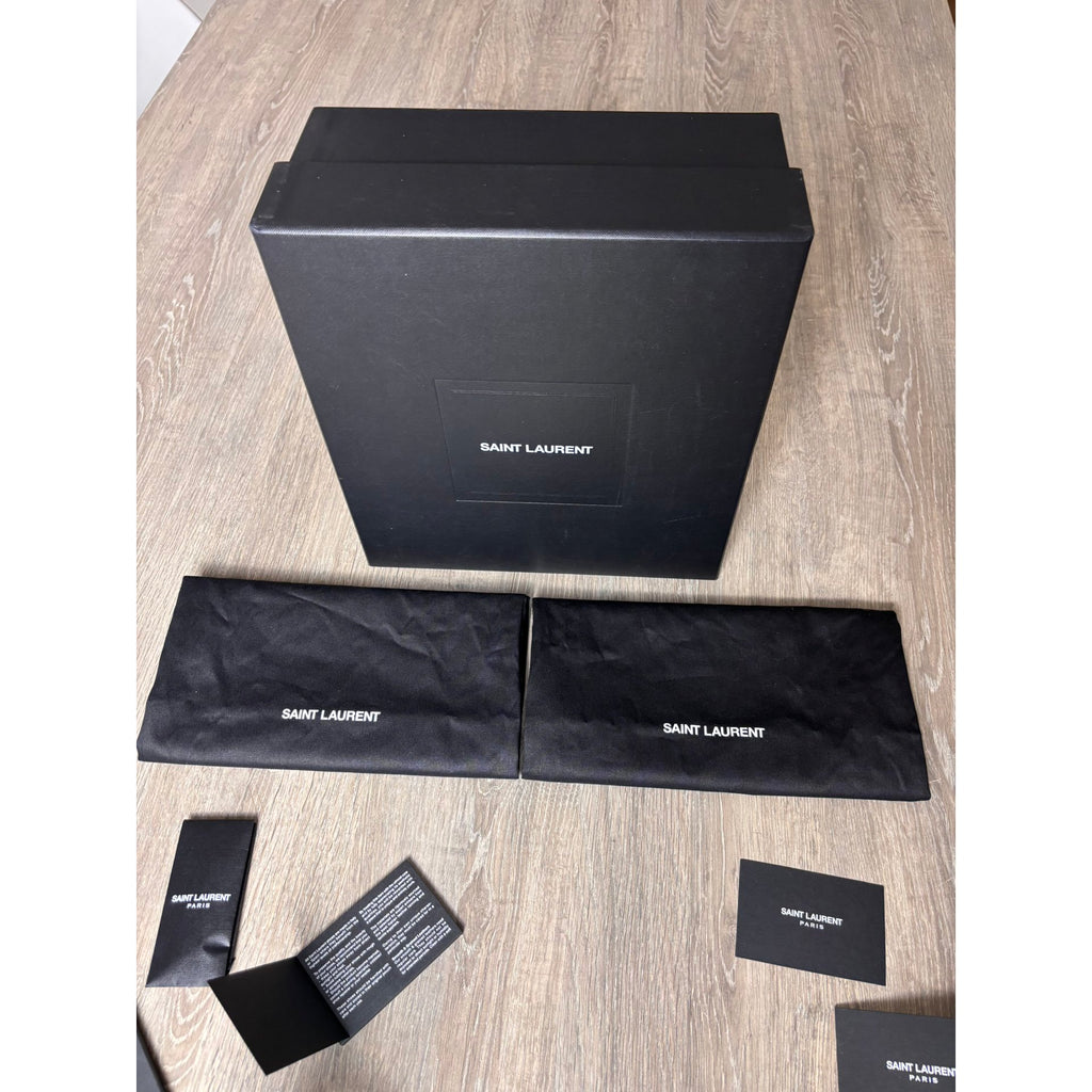 Saint Laurent Escarpins en cuir verni Jaune 37